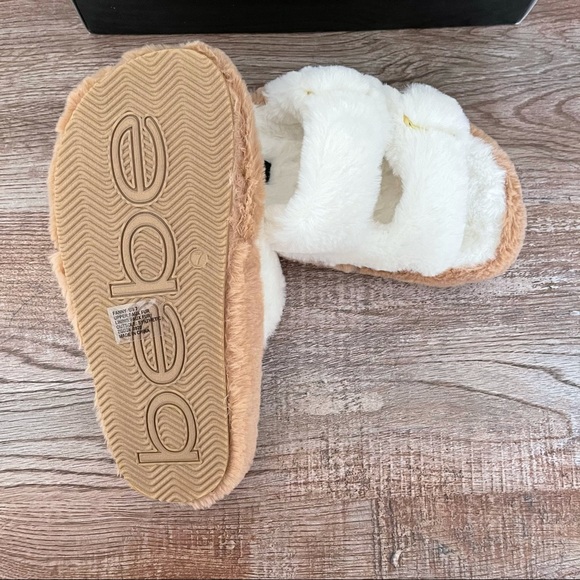 NIB Bebe Fanny Faux Fur Slipper - Picture 8 of 8